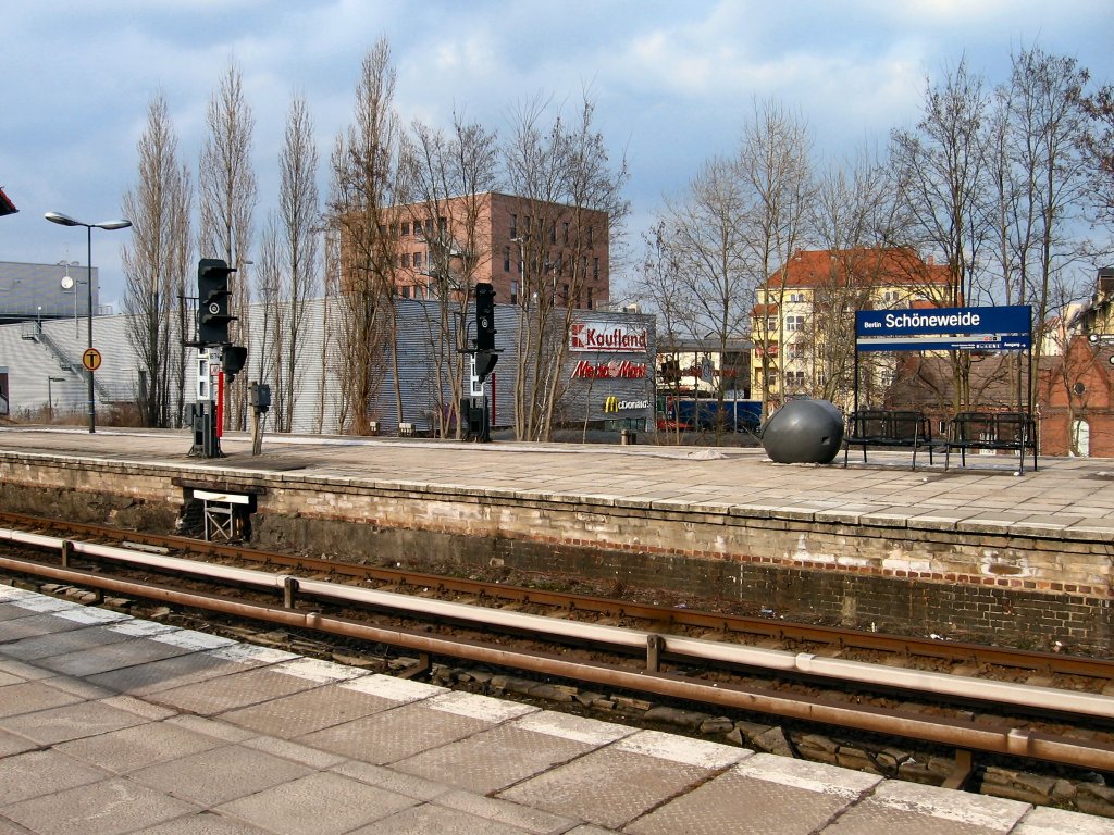 Bahnsteige Bhf Schneweide