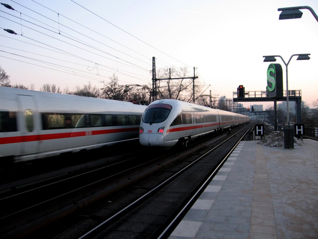 Begegnung auf der Stadtbahn