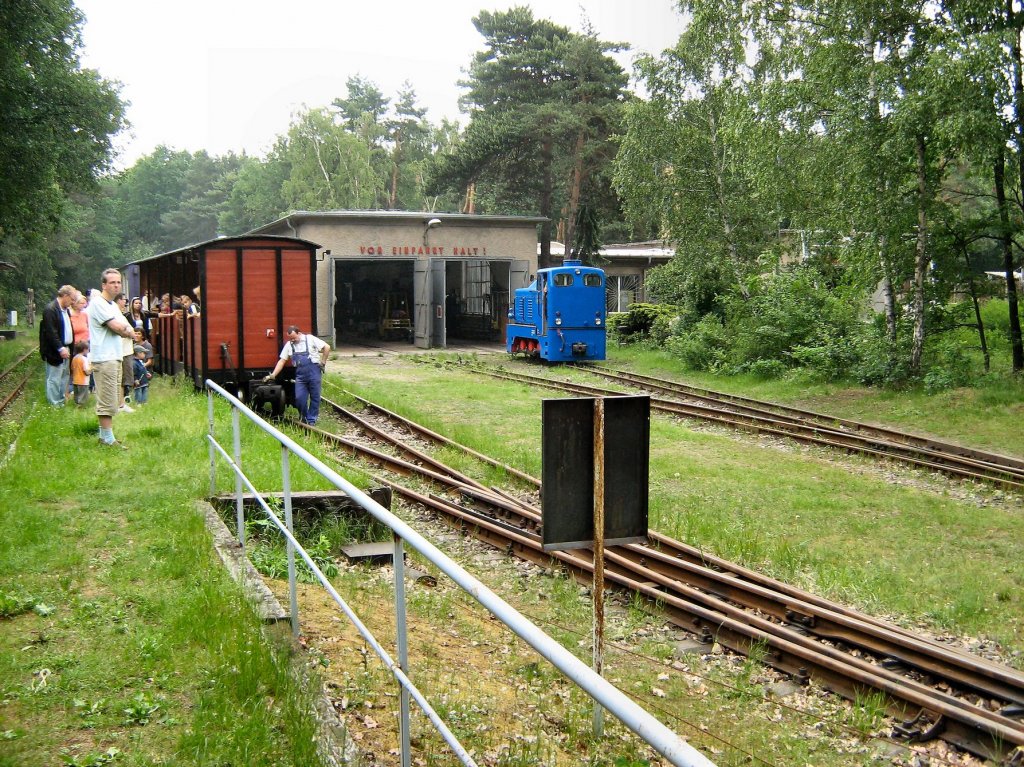 Beim Betriebswerk der Parkeisenbahn