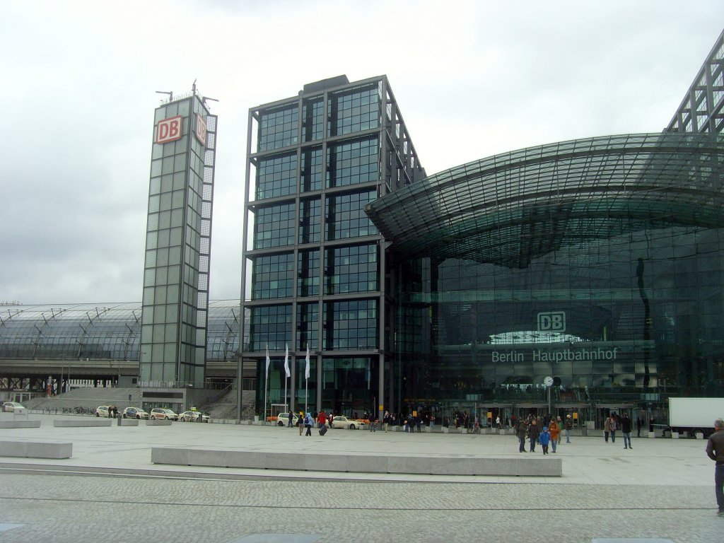 BERLIN-hAUPTBAHNHOF 2012