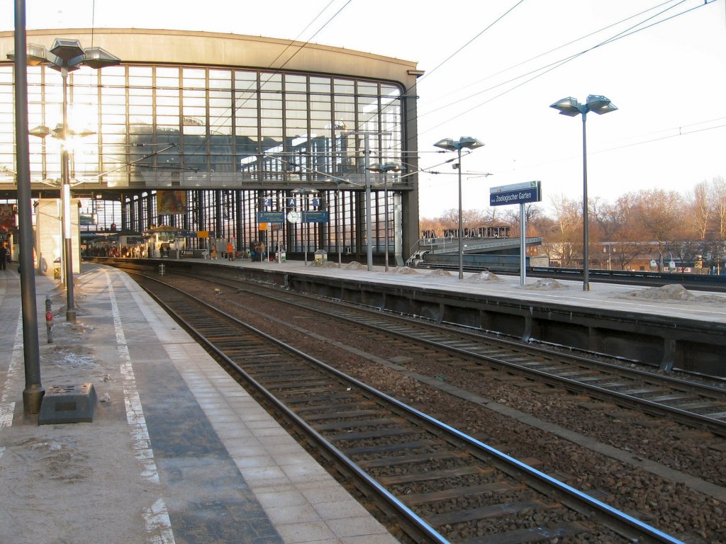 Blick auf den bahnhof ZOO