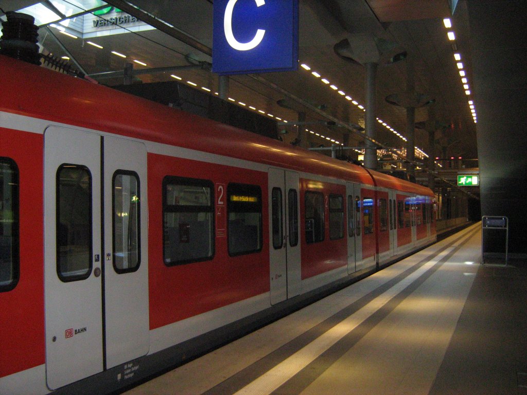 BR 423 im hauptbahnhof Erfurt