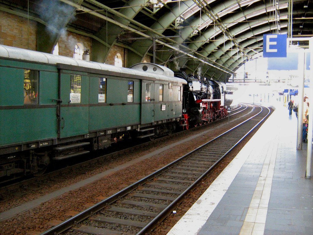 Dampfsonderzug im Ostbahnhof