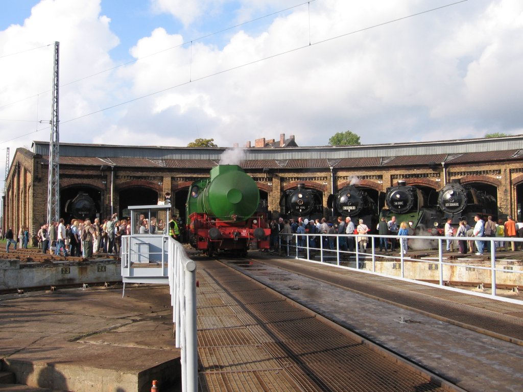 Dampfspeicherlok am Lokschuppen