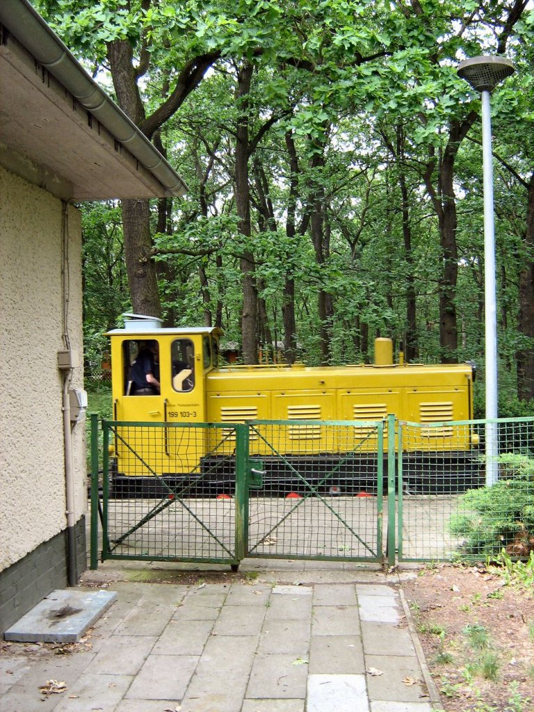 Diesellok der Parkeisenbahn