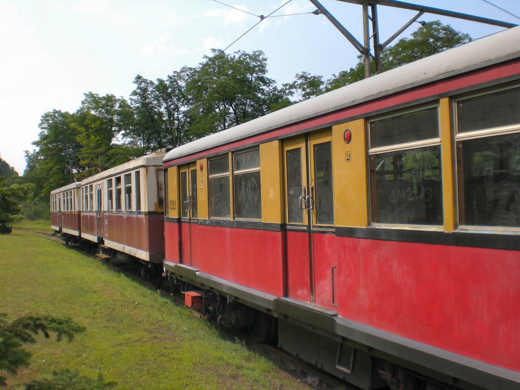 ehem. S-Bahnzug mit Stromabnehmer