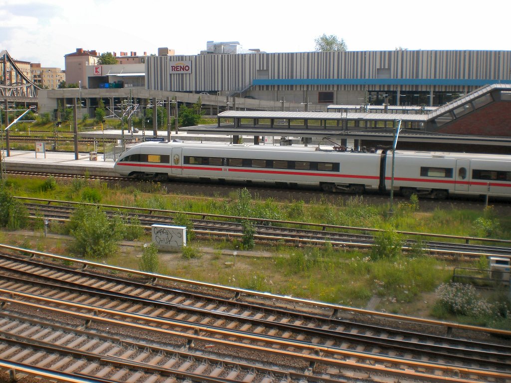 ICE in Berlin-Gesundbrunnen 2009