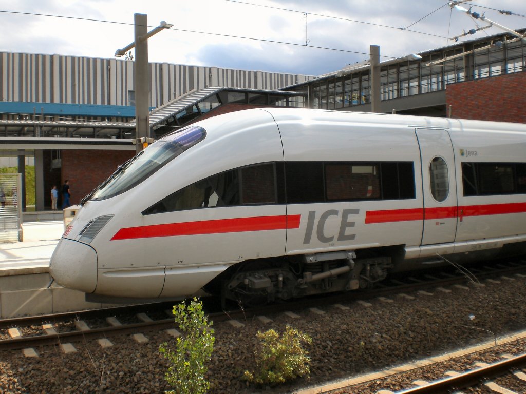 ICE Jena in Berlin-gesundbrunnen