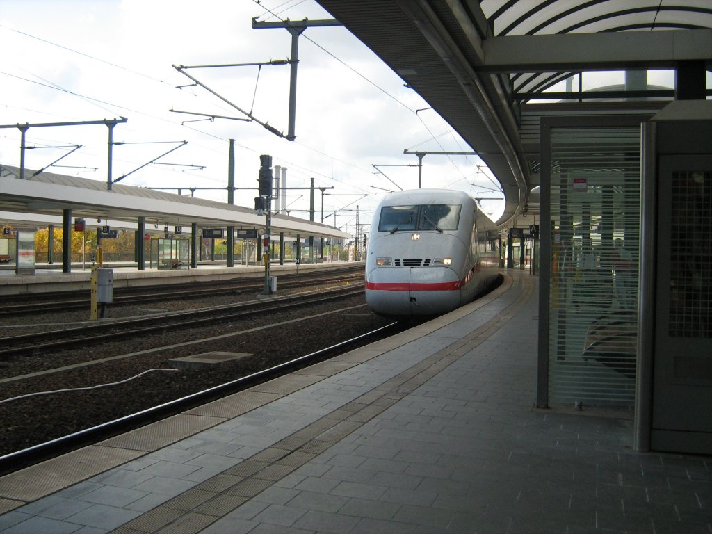 ICE im Ostbahnhof 2008