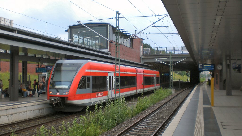 RB-Triebwagen in Berlin-Gesundbrunnen