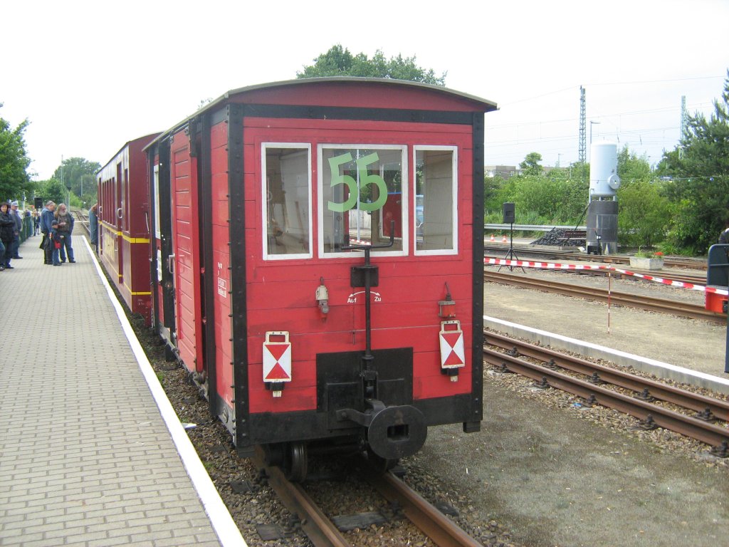 Zug der Parkeisenbahn in Cottbus